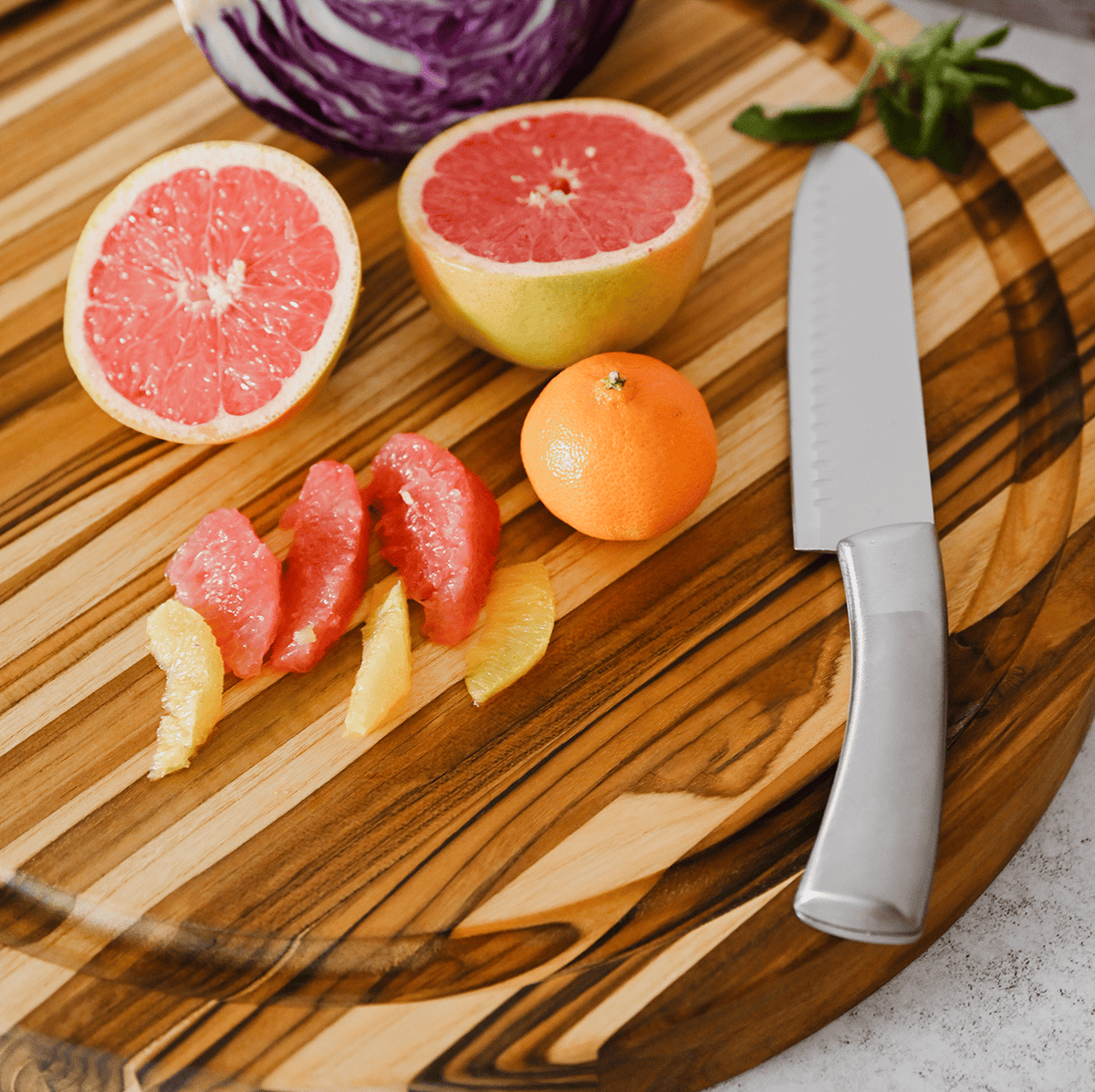 Traditional Round Carving Board 104
