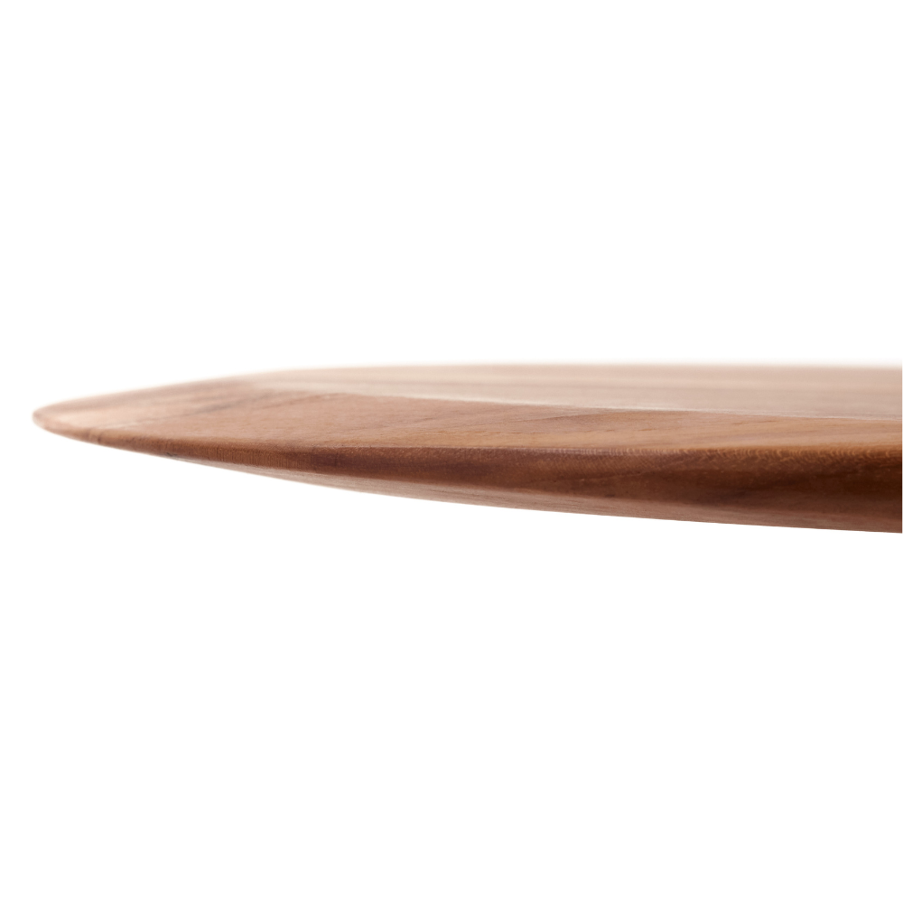 Tapered edge of a teak wood canoe paddle pizza peel highlighting its slim profile and edge grain construction.